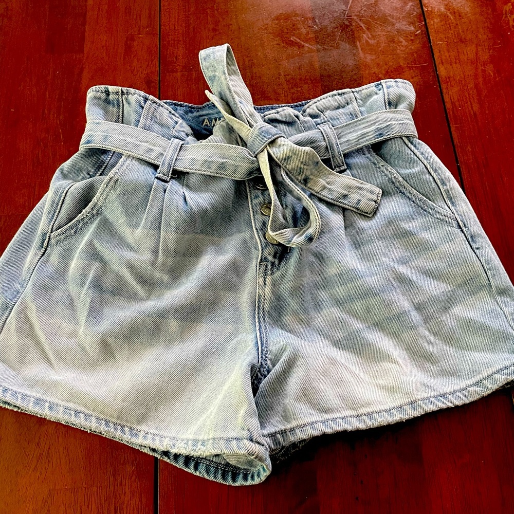 Woman’s shorts - American Eagle, Aerie, Hollister and Princess Polly. Size 6/7